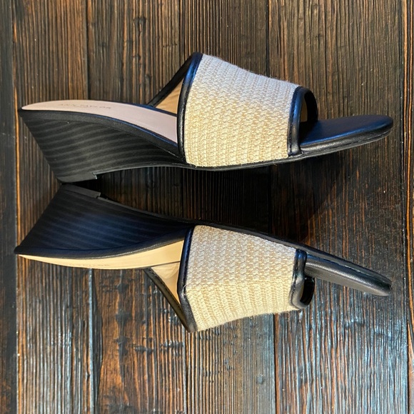 Ann Taylor Factory Womens Size 6.5 Mules - Picture 7 of 9